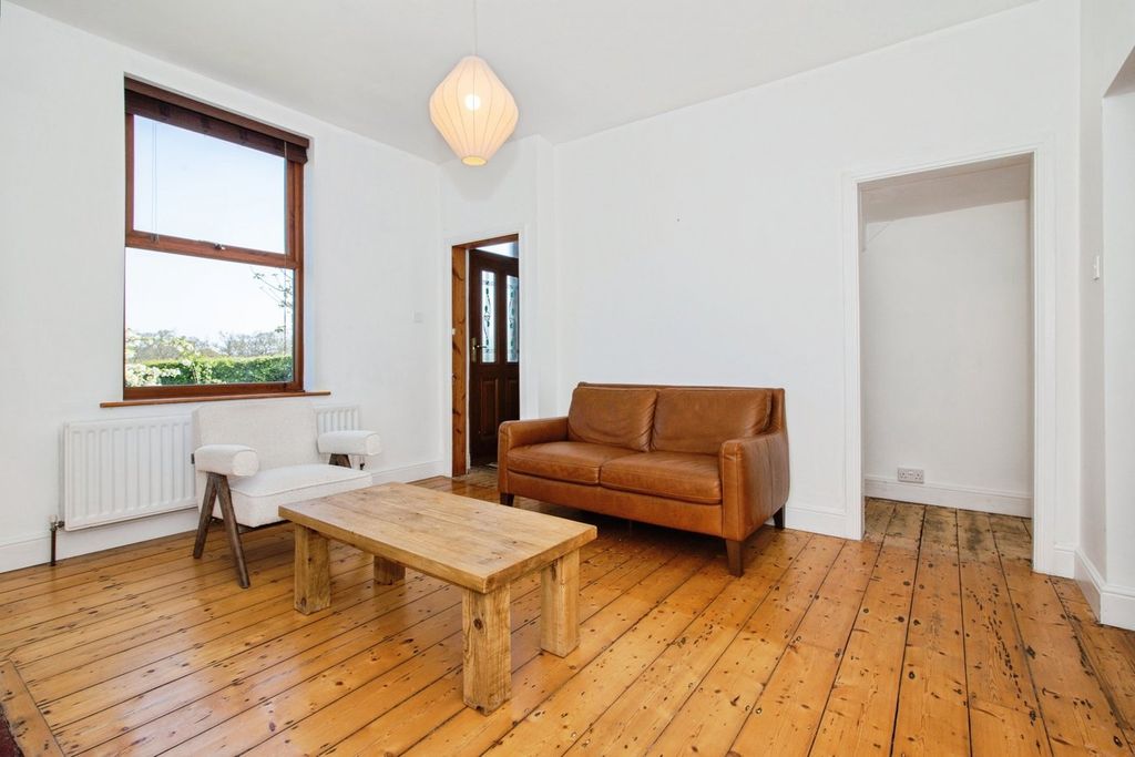 Property photo 3 of 23