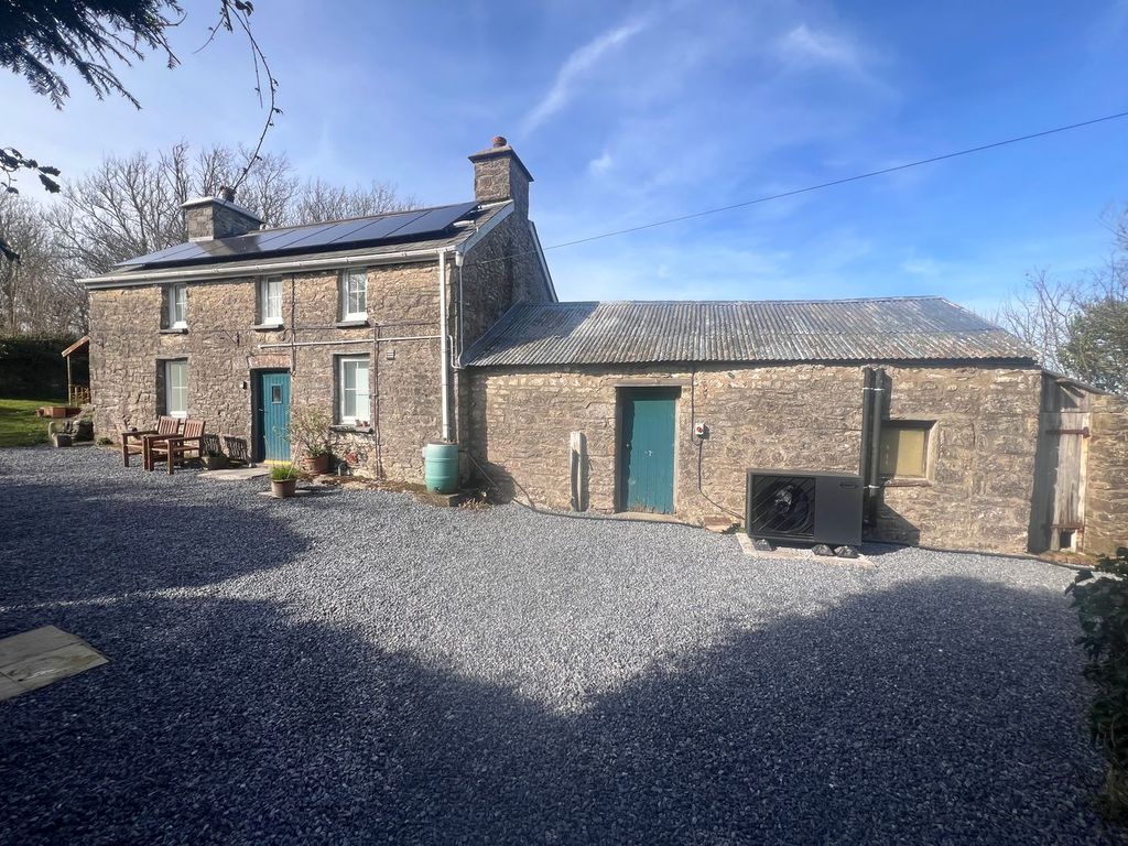 Property photo 2 of 41