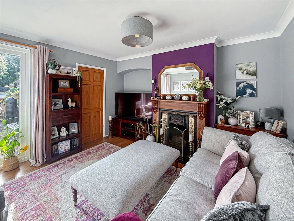 Property photo 2 of 12 Picture No. 02