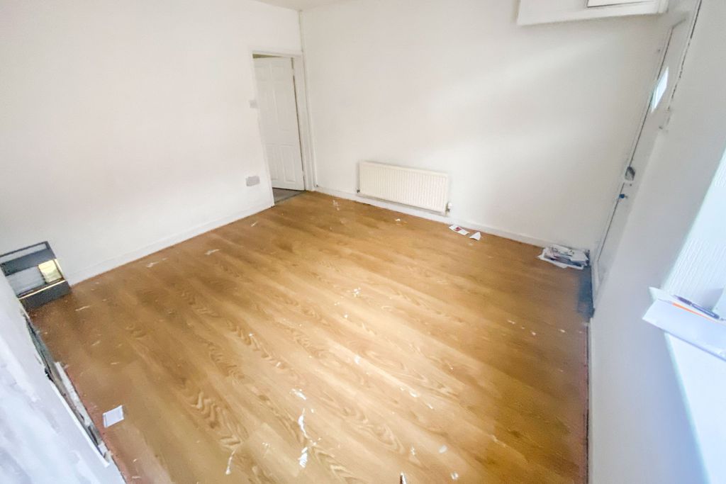 Property photo 3 of 16 36 Duke Street, Cleator Moor Ca25 5Bg