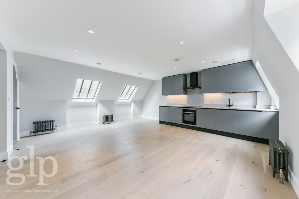 Property photo 1 of 13 4878501