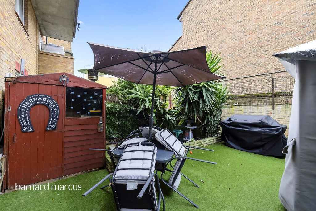 Property photo 3 of 11