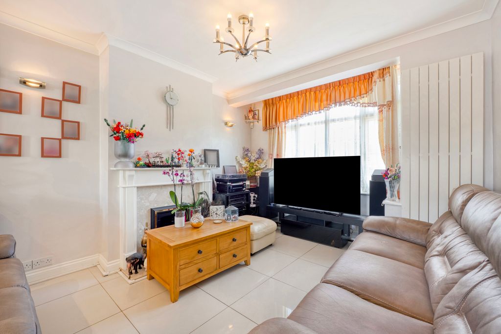 Property photo 3 of 14 Picture No. 05