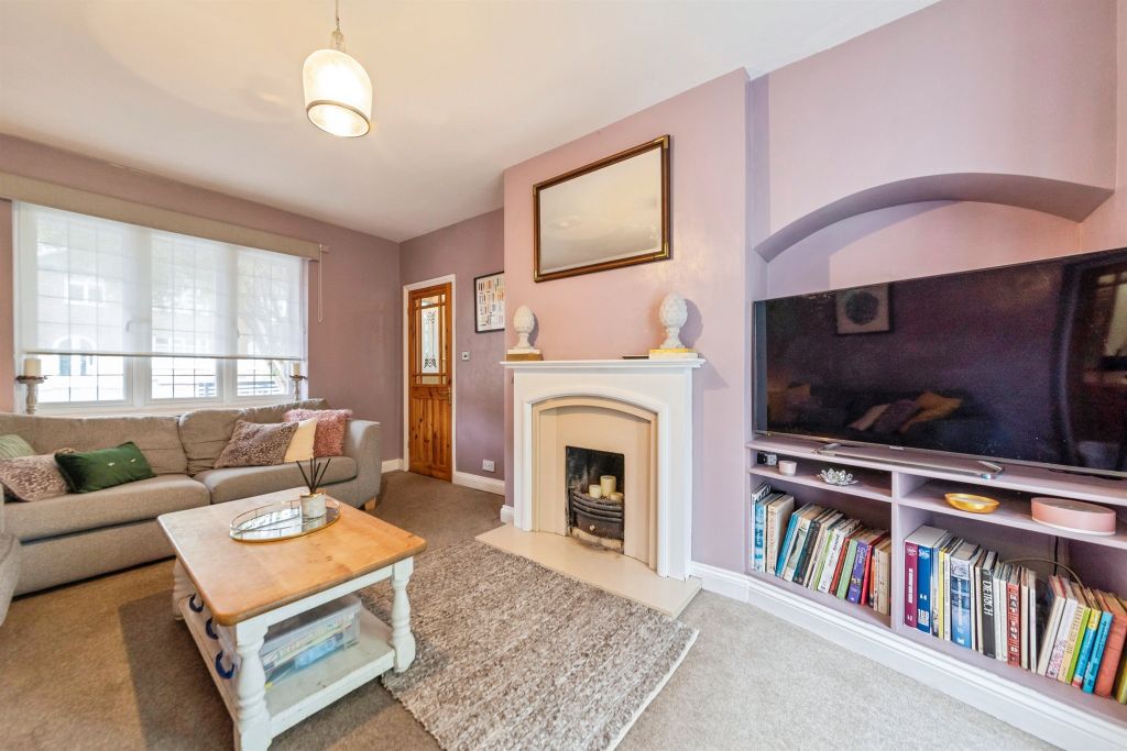 Property photo 2 of 21