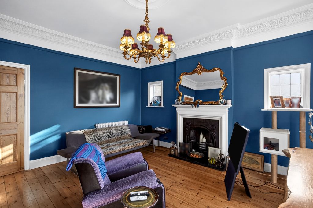 Property photo 3 of 32 Reception Room