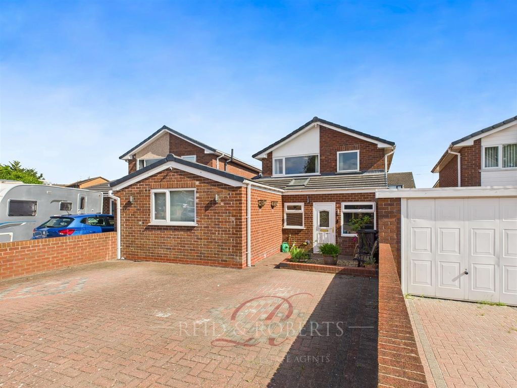 Property photo 1 of 20 Cam05148G0-Pr0031-Still039.Jpg