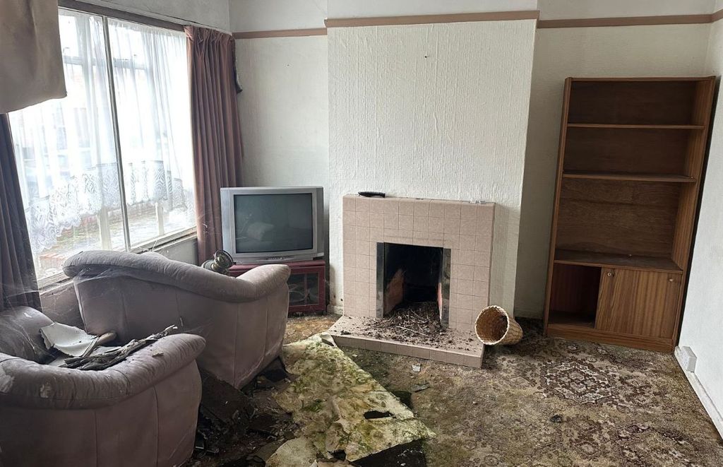 Property photo 3 of 10