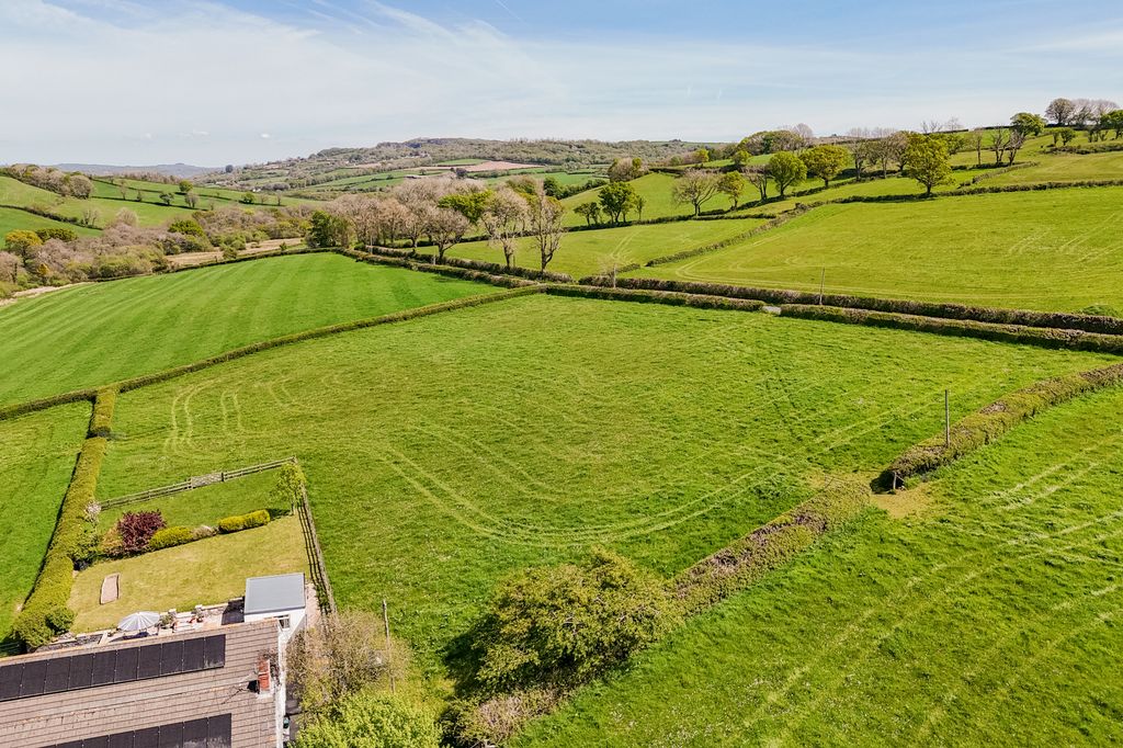 Property photo 2 of 36 Castle Farm - Web (53 Of 59).Jpg