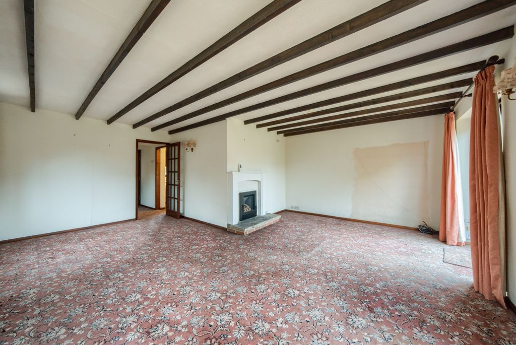 Property photo 3 of 16 Xt5A5089-Hdr(3)