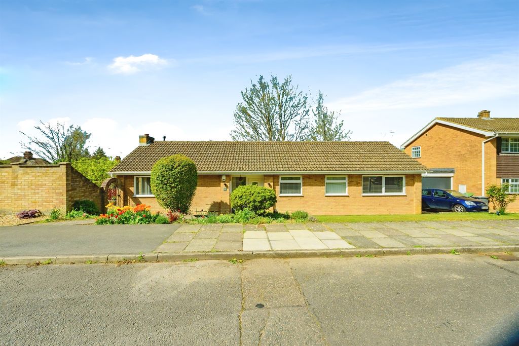 Property photo 1 of 16