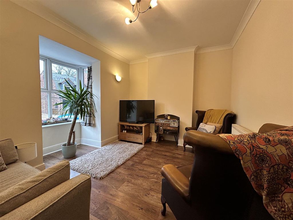 Property photo 2 of 18 Living Room