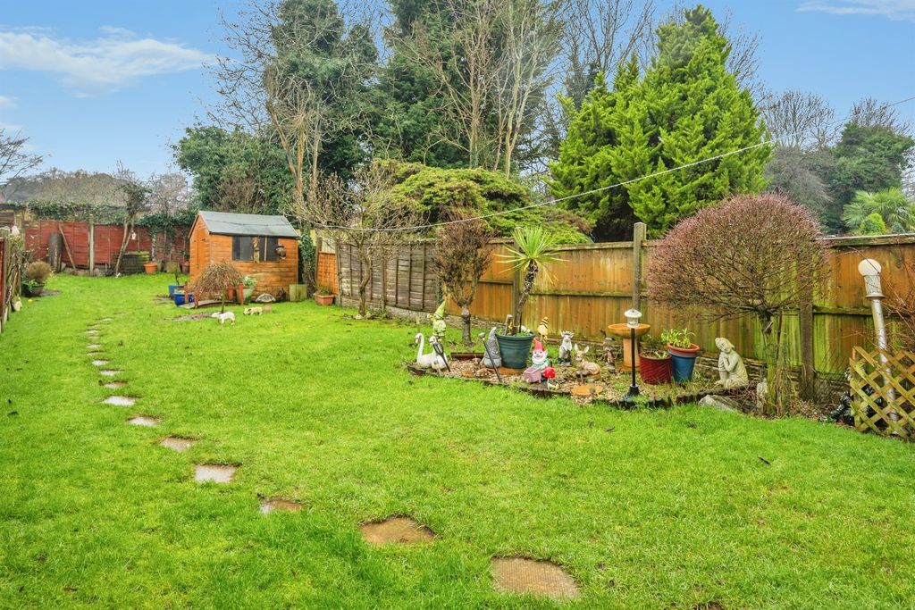 Property photo 3 of 20