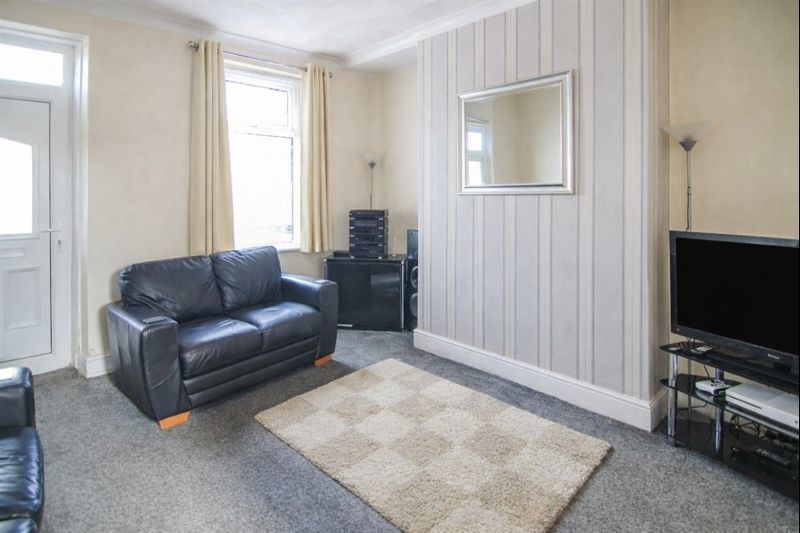 Property photo 3 of 8 Photo 3