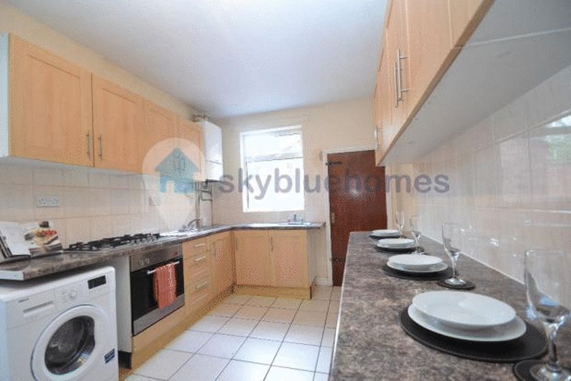 Property photo 1 of 6 Photo 2