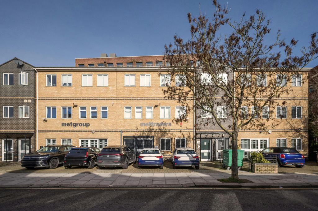 Property photo 2 of 12 P01.Jpg