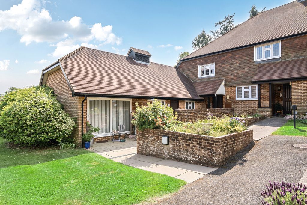 Property photo 1 of 17 1290618-5-682B154...