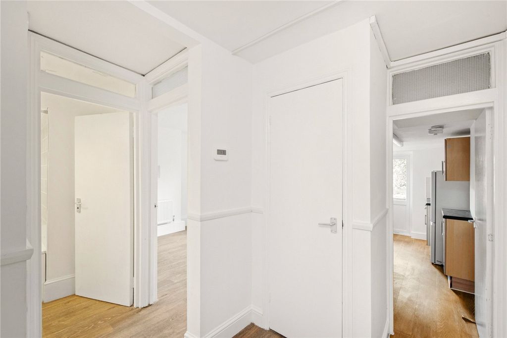 Property photo 3 of 10 Picture No. 05