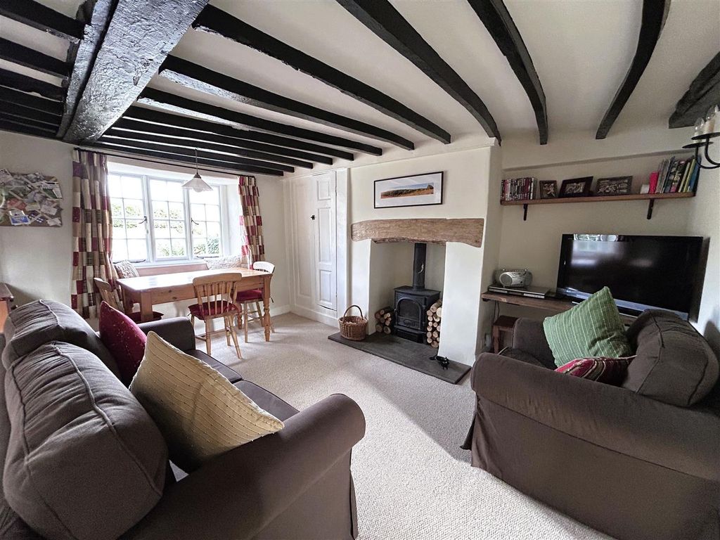 Property photo 2 of 10 Image00027.Jpeg