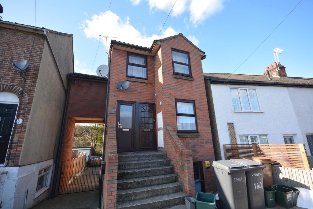 Property photo 1 of 6 Exterior