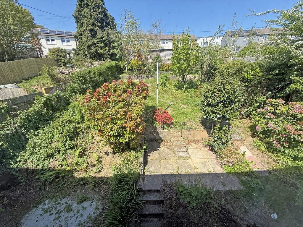 Property photo 3 of 18 Southway Drive 155 - Garden Front.Jpg