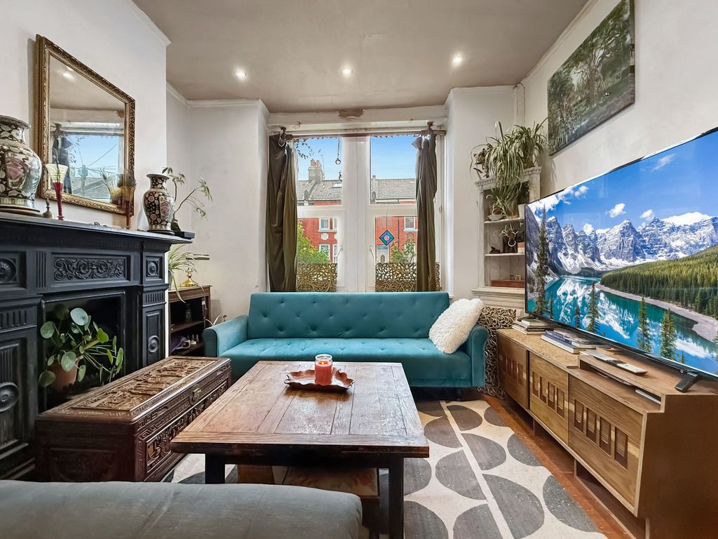 Property photo 3 of 16