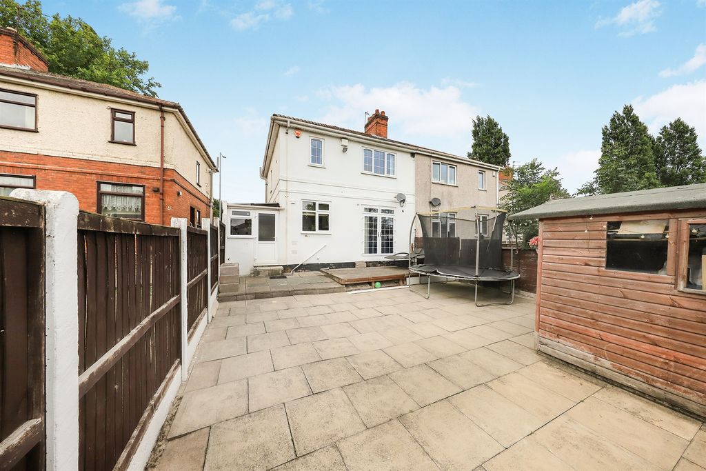 Property photo 2 of 14