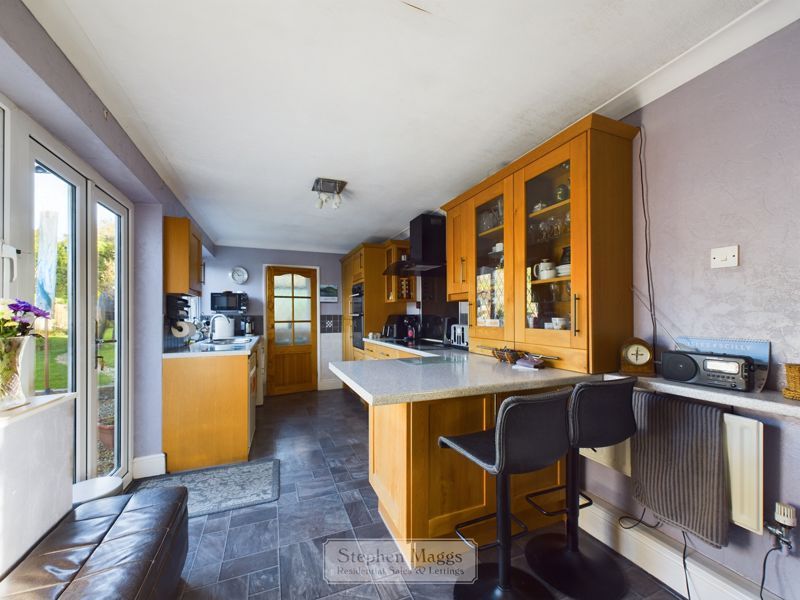 Property photo 3 of 16 Photo 13