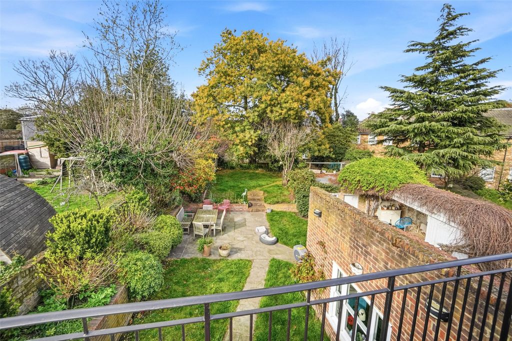 Property photo 2 of 21 Picture No. 45