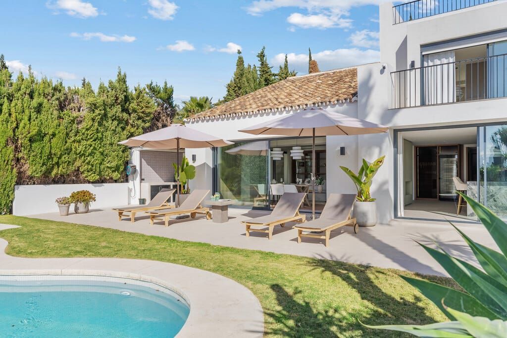 Property photo 3 of 25 Marbella Villa Esmarv177 3