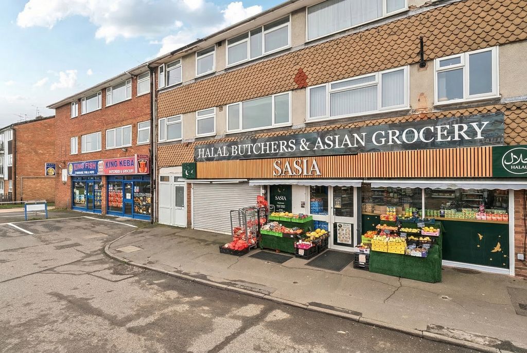 Property photo 2 of 20