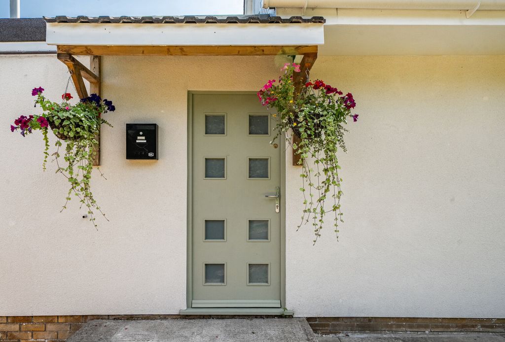 Property photo 2 of 23 1486599-4-6A5113F...