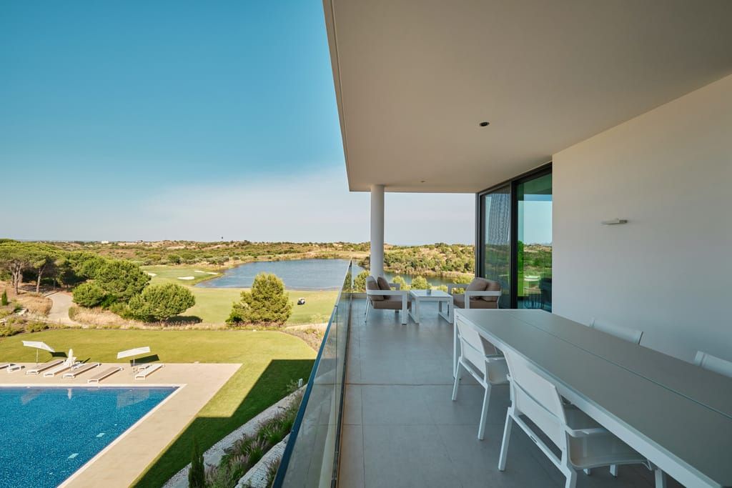 Property photo 2 of 22 Algarve Apartments Pttava477P 2
