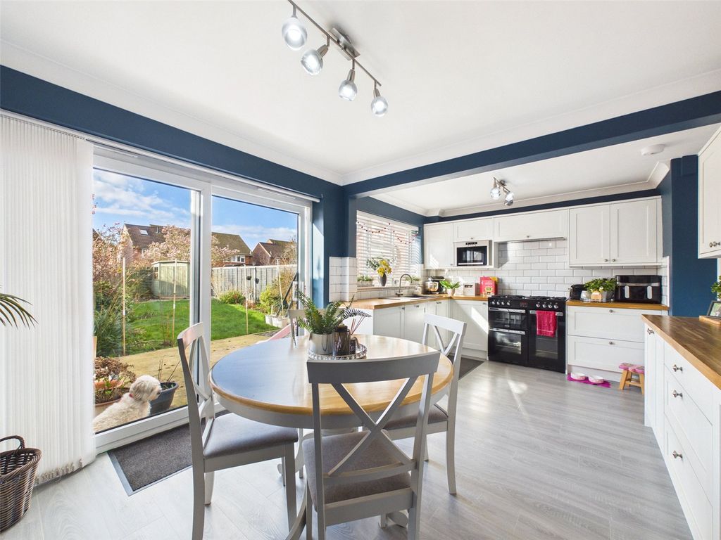 Property photo 3 of 14 Picture No. 05