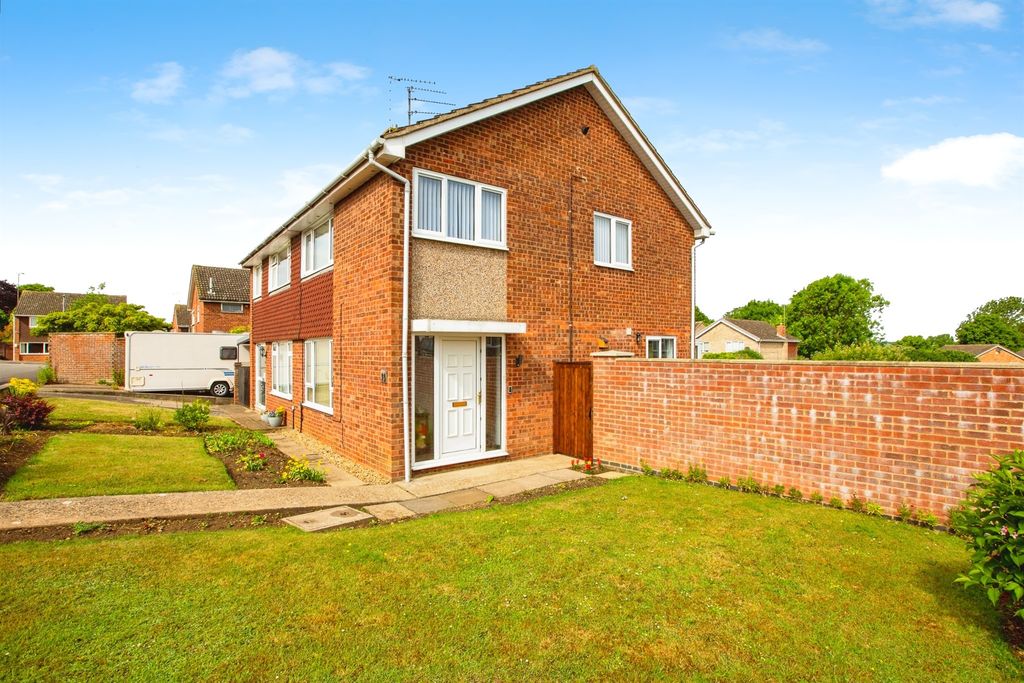 Property photo 1 of 17