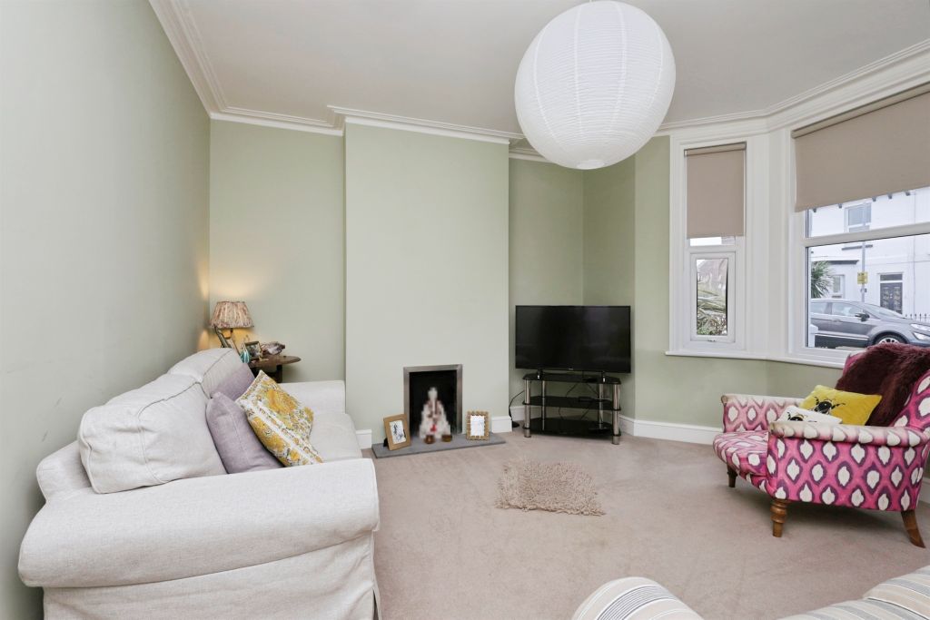 Property photo 3 of 14