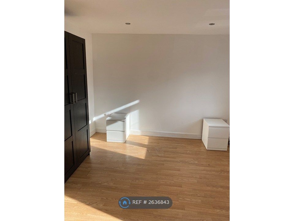 Property photo 1 of 3