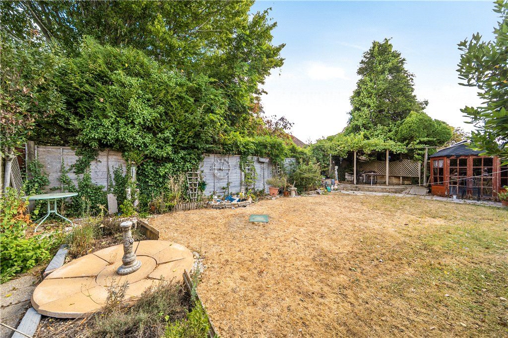 Property photo 3 of 17 Picture No. 13
