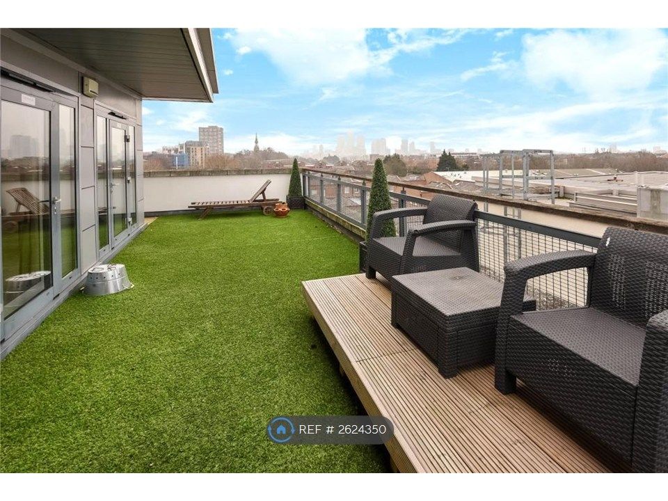 Property photo 1 of 11 Terrace
