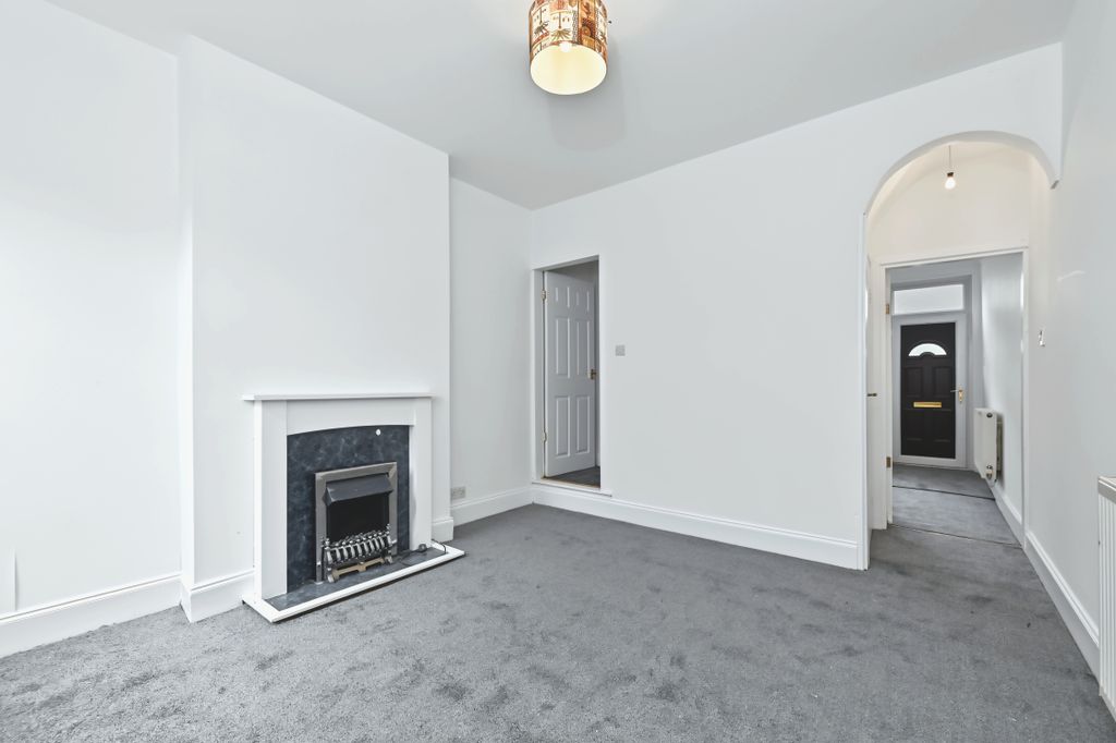Property photo 2 of 9 Rhm_0611