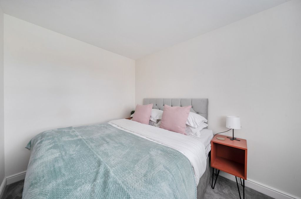 Additional image 11 of 4 bed semi-detached house for saleGalton Way, Warfield, Bracknell, Berkshire RG42