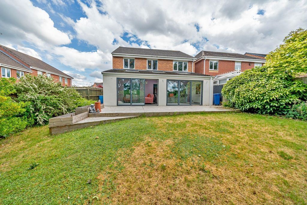 Property photo 2 of 22