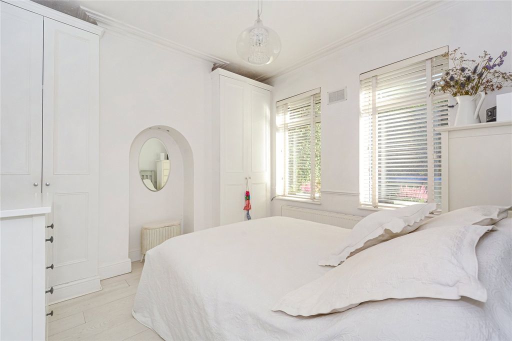 Property photo 3 of 14 Picture No. 08