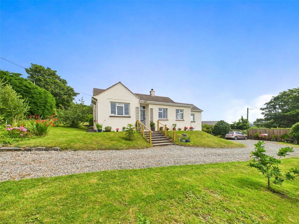Property photo 1 of 27 Picture No. 04