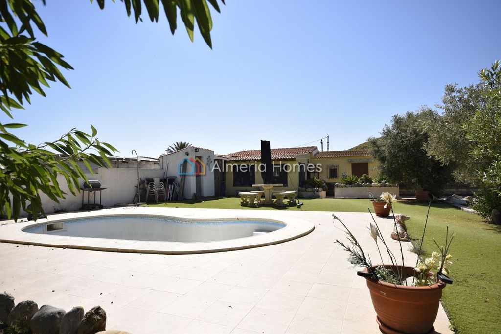 Property photo 2 of 24