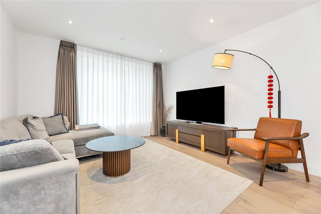 Property photo 3 of 18 Picture No. 07