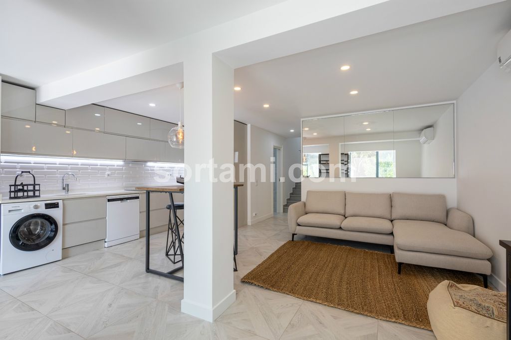 Property photo 3 of 24