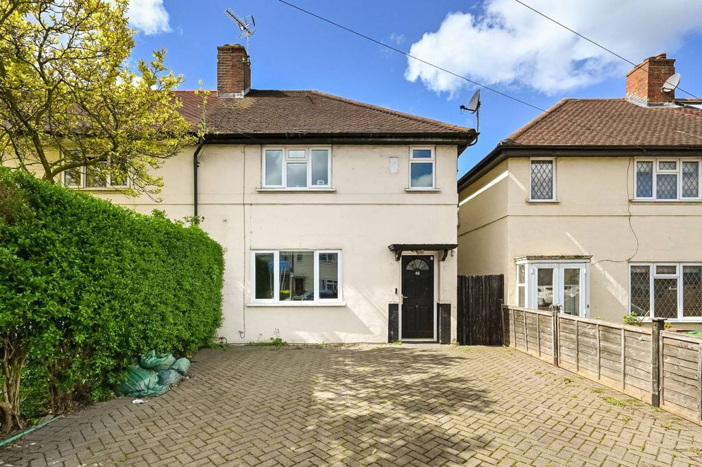Property photo 2 of 9