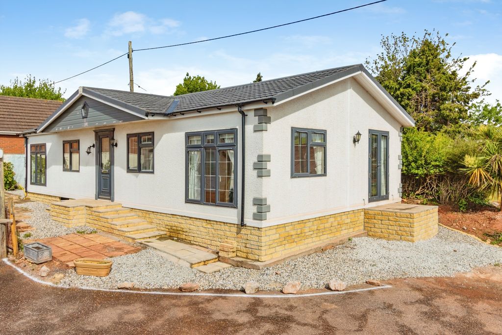 Property photo 3 of 22