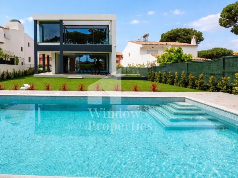 Property photo 1 of 58