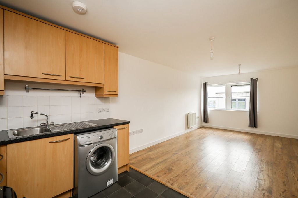 Property photo 1 of 8 Reception Room